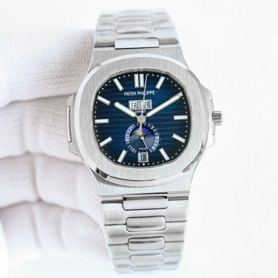 TW Factory Patek Philippe Nautilus Annual Calendar Moon Phases 5726/1A-014 Blue Dial Polish Stainless Steel Watch Band 40.5mm Watch